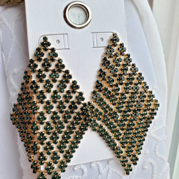 New green/gold tone Guess Earrings - Picture 2 of 4